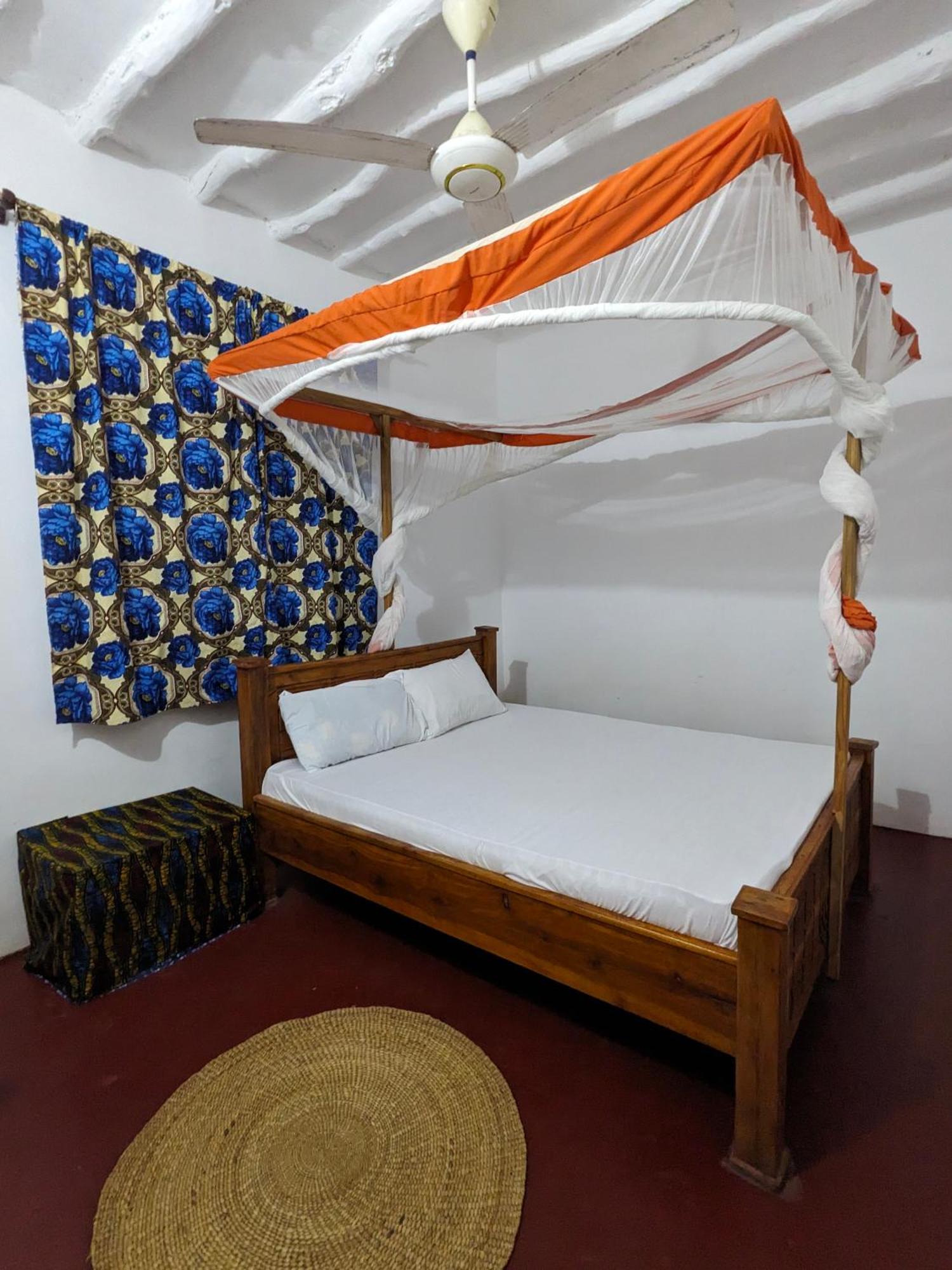 Ndeni House