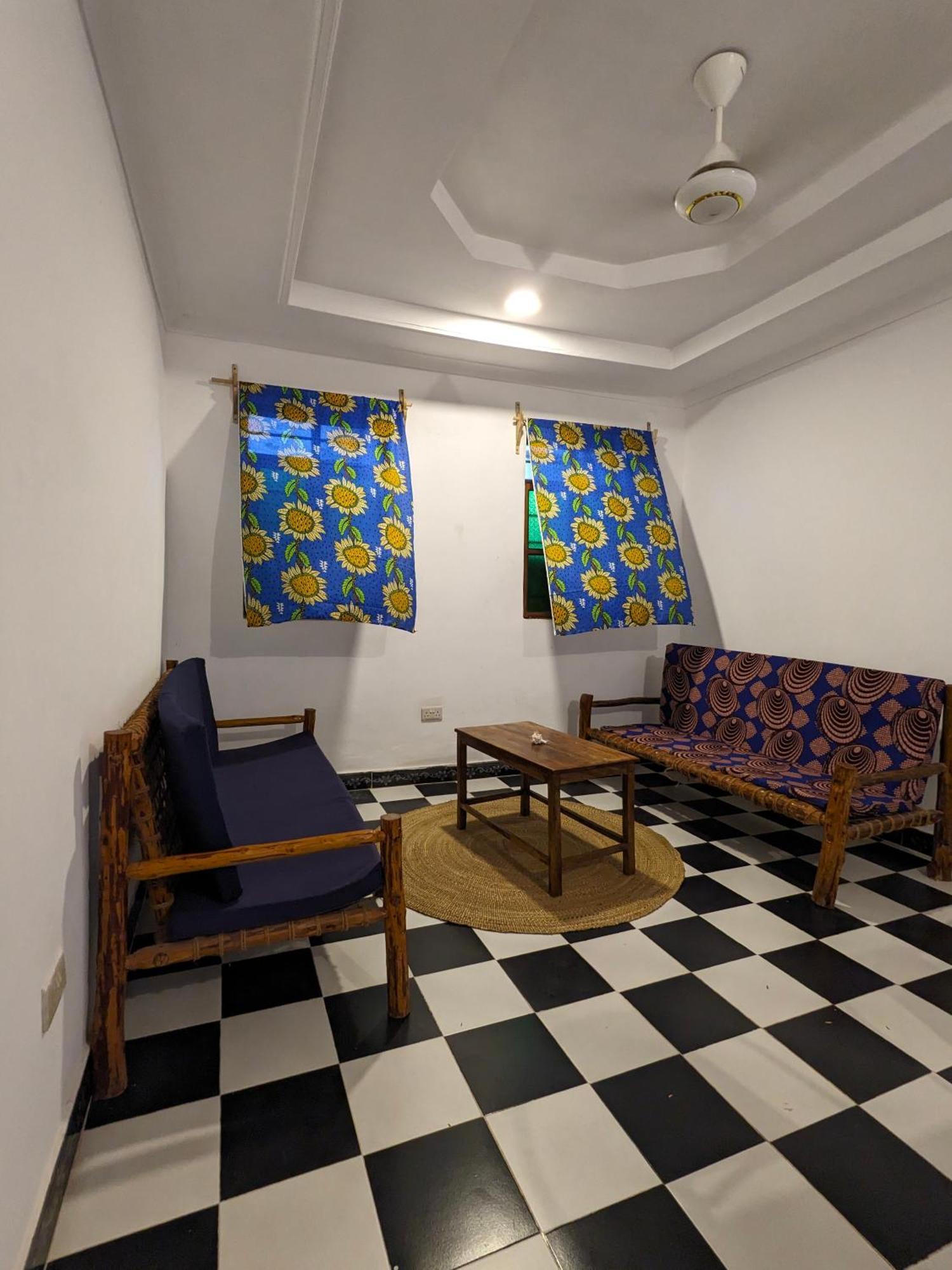 Ndeni House