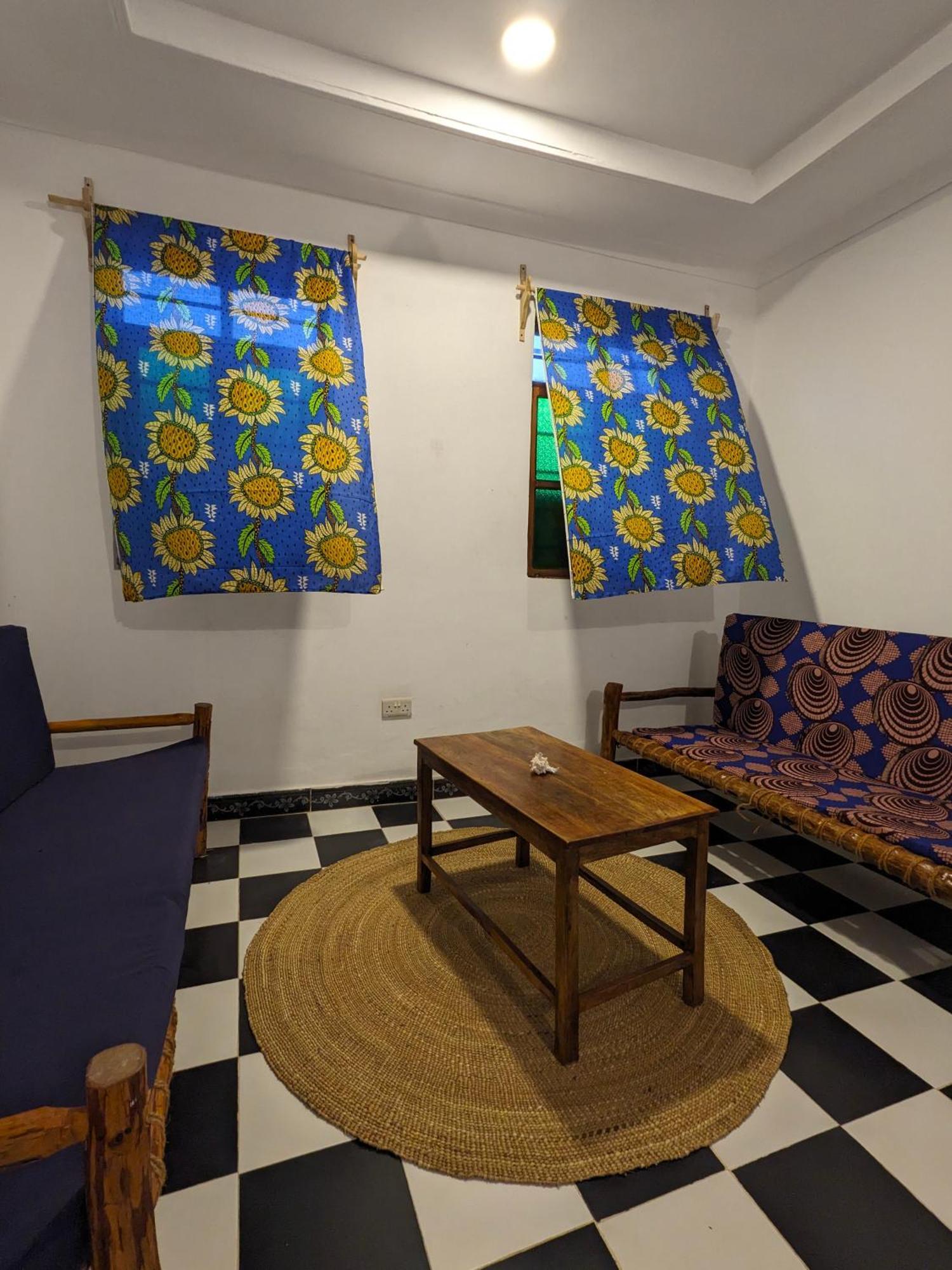 Ndeni House