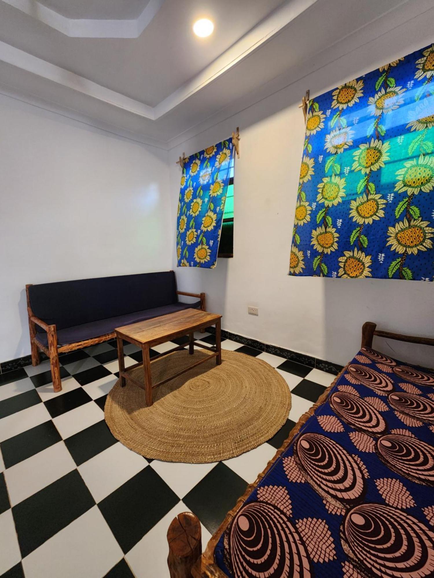 Ndeni House Guest house